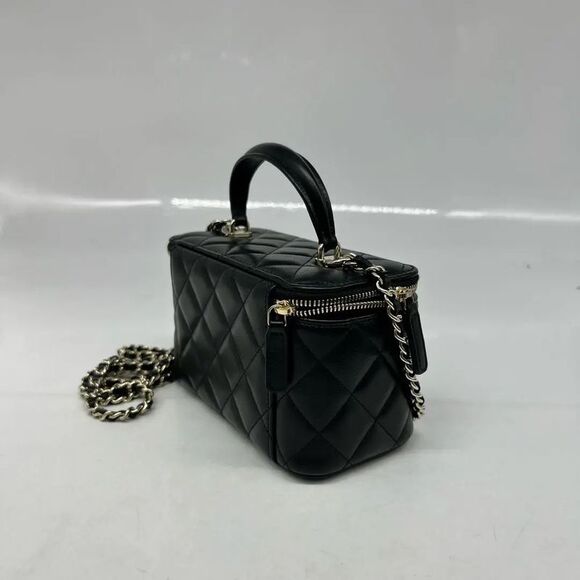 Chanel Women Pre-Loved Bag Brand New Condition - Picture 5 of 9
